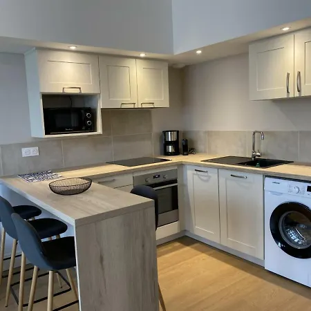 Apartment Equipe Au Coeur De - Confort Et Praticite - Fr-1-489-366 *